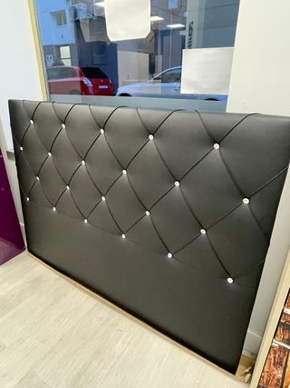 Cabecero Polipiel Negro Diamantes