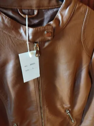 Cazadora efecto piel marrón L