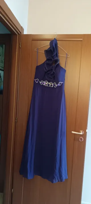 Abito da cerimonia viola