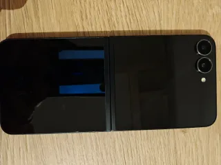 Samsung Galaxy Z Flip 7FE Negro