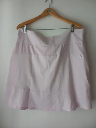 Falda deportiva rosa