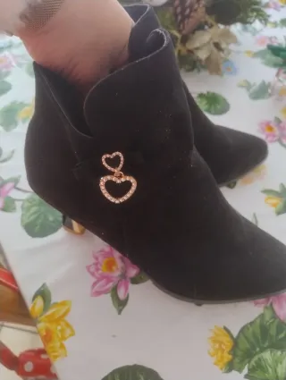 Stivaletti donna neri