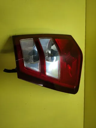 PILOTO TRASERO DERECHO JEEP GRAND CHEROKEE III