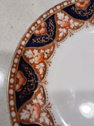 2 platos Royal Albert