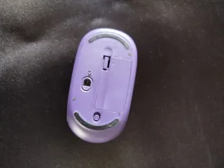 Alfombrilla gaming Trust y ratón inalámbrico