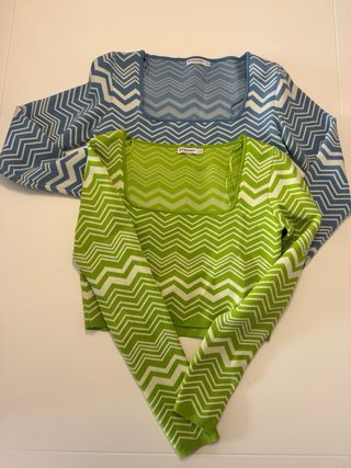 Jersey Crop Top Zigzag Azul y Blanco Talla M