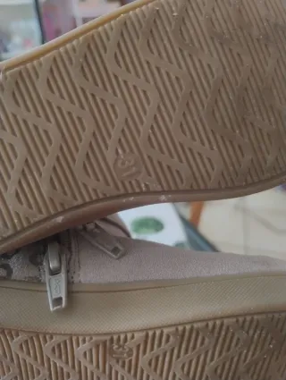 Stivaletti bimba camoscio beige