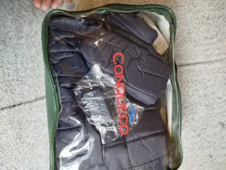 Chaleco CONQUER Negro