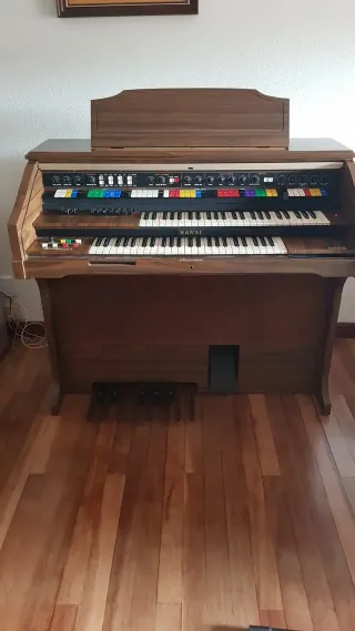 Órgano Kawai Eléctrico