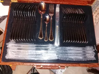 Cubertería de oro 24k