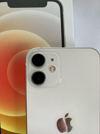 iPhone 12 mini 64GB Blanco + Caja y accesorios