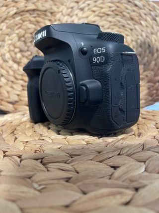 Canon EOS 90D DSLR Camera | Como nueva condición