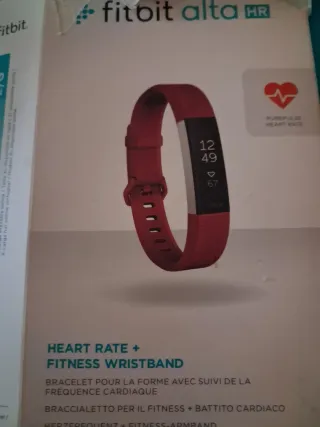 Lote Fitbit Alta HR con cargadores y pulseras