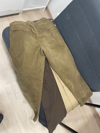 Pantalón pana Uniqlo Talla M