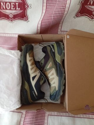 Zapatillas senderismo Salomon verdes