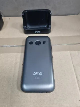 Teléfono SPC con base de carga