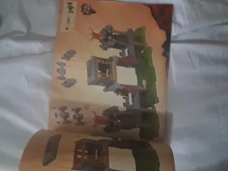 Mega Bloks Dragons Metal Ages Fortaleza