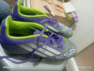 Botas de fútbol Adidas F50 solo dos entrenamiento