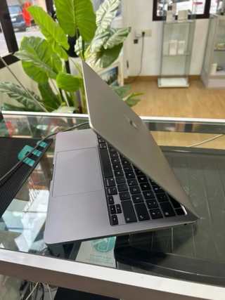 MacBook Pro 2020 Gris 256GB 8GB RAM I5