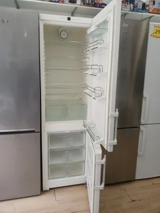 Nevera Liebherr con garantía y transporte