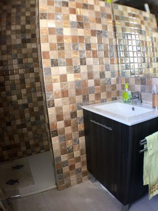 piso entre mar y centro de miami playa con licenci