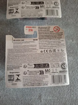 Hot Wheels Ferrari 365 GT4 / F40 Competizione