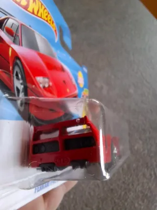 Hot Wheels Ferrari 365 GT4 / F40 Competizione