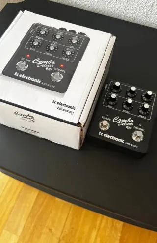 Pedal Amplificador TC Electronic Combo Deluxe
