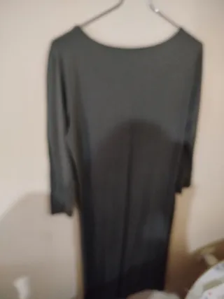 Vestido largo verde con cinturón