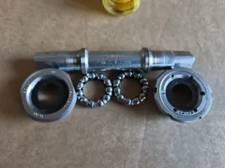 Pedalier Cuadradillo Shimano Cro mo de 1988