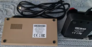 Commodore 64 Mini + Joystick