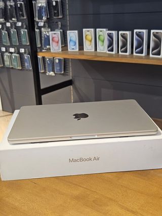 MACBOOK AIR 15" M4 256GB DORADO 2024 - 4 CICLOS