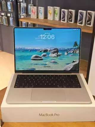 MACBOOK PRO 14" M2 MAX 1TB PLATA 32 RAM A2779