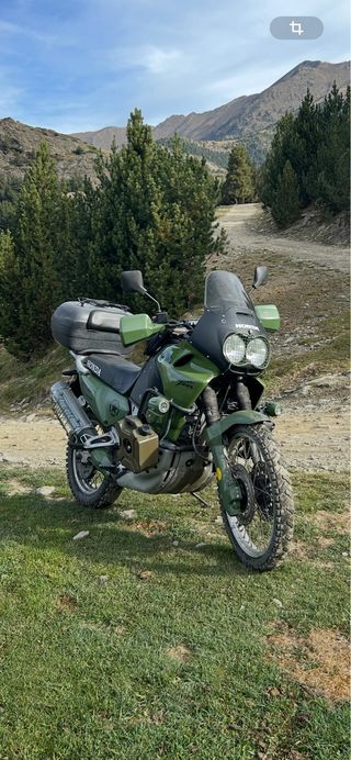 Honda XRV750 Africa Twin Trail