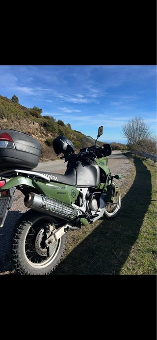 Honda XRV750 Africa Twin Trail