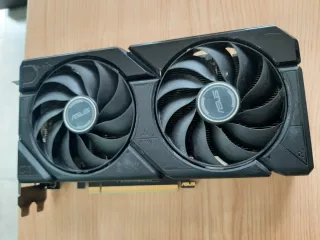 Scheda Grafica ASUS Dual GeForce RTX 4070S EVO