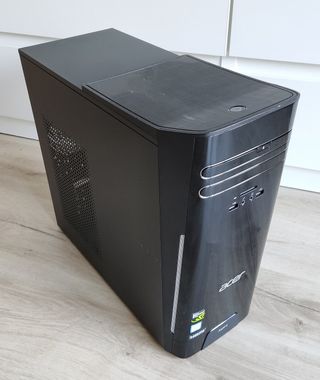 Caja ATX Mini Torre Acer