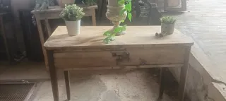 Mesa tocinera grande de madera