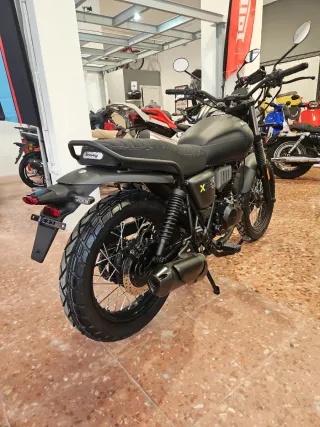 KEEWAY X-LIGHT 125cc