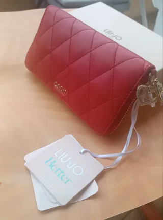 Portafoglio Liu Jo rosso trapuntato
