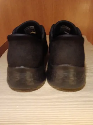 Zapatillas Skechers Go Walk Negras Talla 39