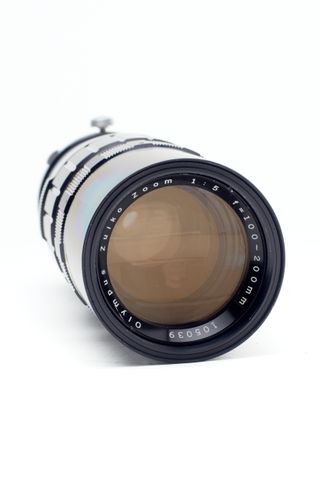 Olympus Zuiko Zoom 100-200mm f/5