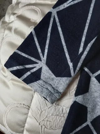 Maglione leggero fantasia geometrica