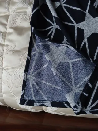 Maglione leggero fantasia geometrica