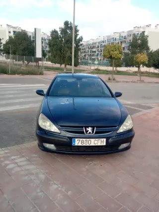 Peugeot 607 2003