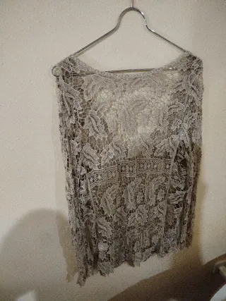 Jersey encaje dorado transparente