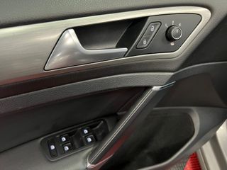 Volkswagen Golf 2013 DSG automatico etiqueta C