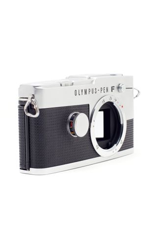 Cámara Olympus PEN-FT Plata y Negra