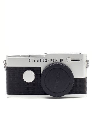 Cámara Olympus PEN-FT Plata y Negra