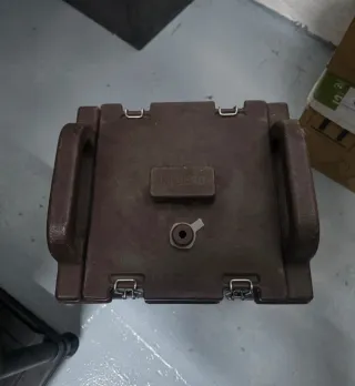 Contenedor Isotérmico Cambro Camtaine